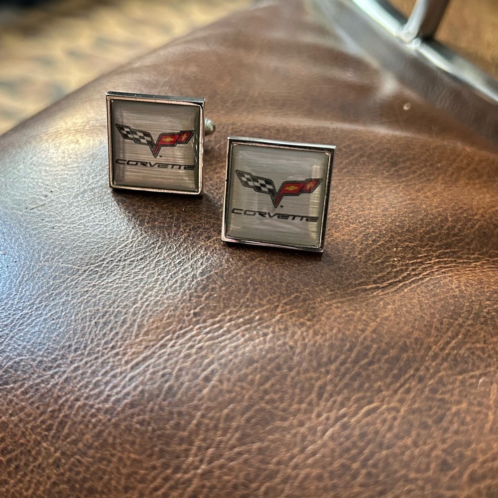 Corvette Cuff links - Picture 4 of 8
